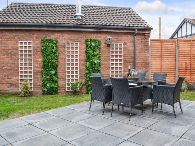 Outdoor area | West Lodge, Bridlington