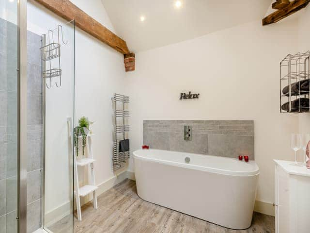 Bathroom | Archie&rsquo;s Barn, Weston Longville