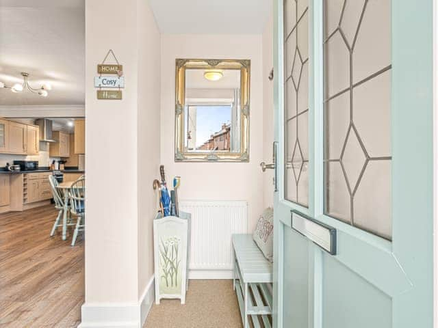 Hallway | Cosy Cottage, Lyndhurst