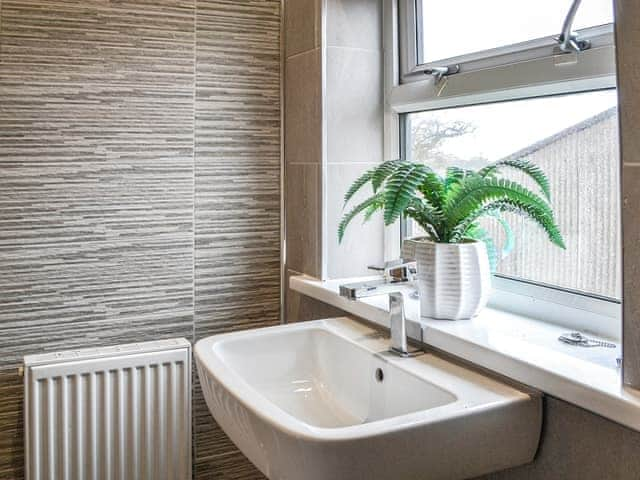 Bathroom | Corner Farm - Bridlington Holiday Park, Carnaby, near Bridlington