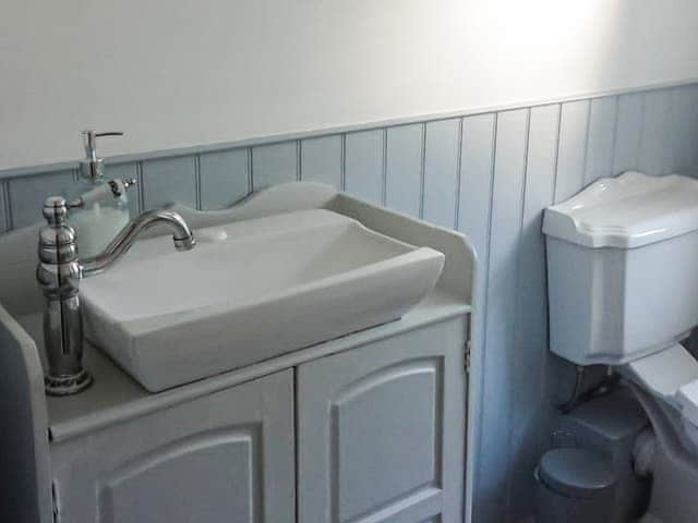 Bathroom | Well Lodge, Berrynarbor, near Combe Martin