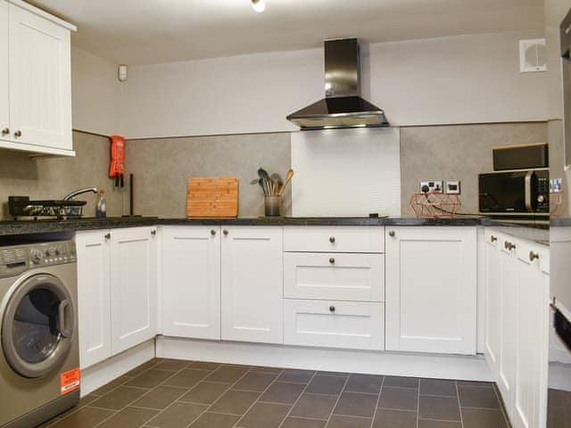 Kitchen | The Barn - Eversleigh Holiday Homes, Matlock