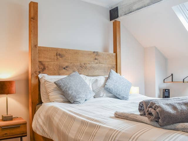 Double bedroom | The Barn - Eversleigh Holiday Homes, Matlock