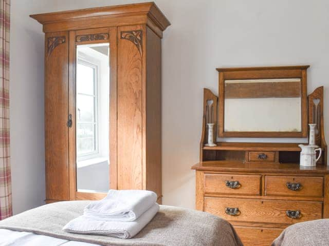 Twin bedroom | Apple Tree Barn - Brook House Farm, Minshull Vernon, near Nantwich