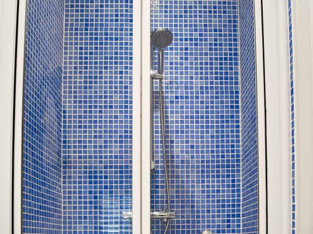 Shower room | Park Road Cottage, Windermere