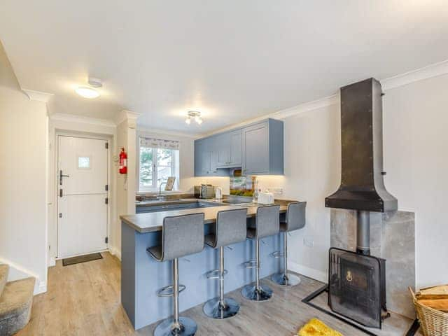 Kitchen area | Violet Cottage - Juliots Well Cottages, Camelford