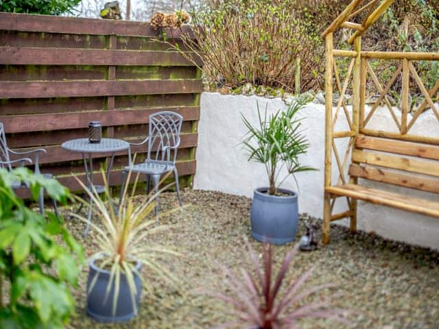 Outdoor area | Violet Cottage - Juliots Well Cottages, Camelford