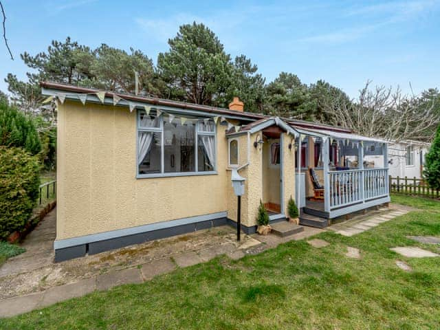 Exterior | Sea Holly, Humberston, near Louth