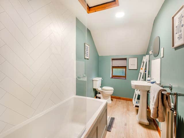 Bathroom | Barn House, Friskney, near Skegness