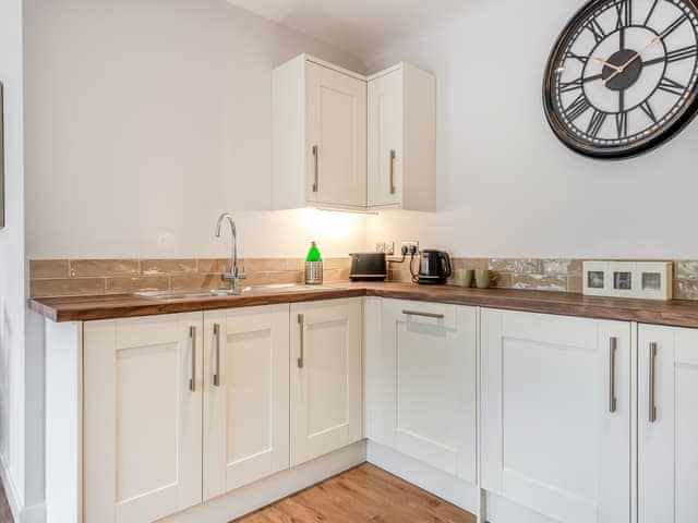 Kitchen area | Dairy Cottage - Hole Farm, Alderbury, near Salisbury