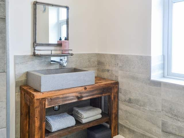 Shower room | Valhallah Cottage Retreat, South Broomhill, near Amble