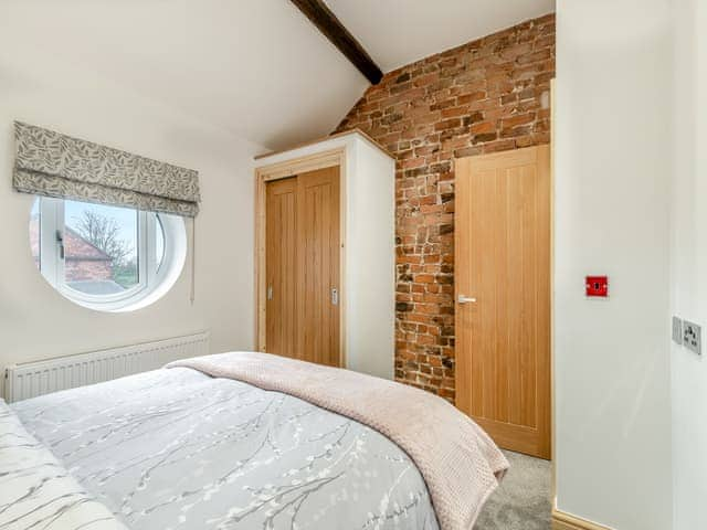 Double bedroom | Barn Two - Day Green House, Sandbach