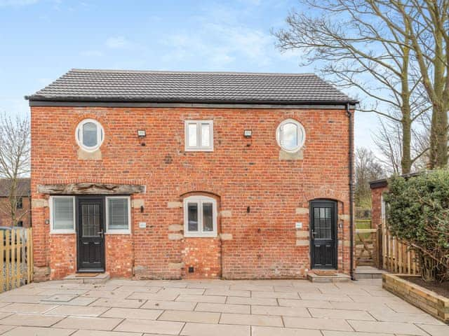 Exterior | Barn Two - Day Green House, Sandbach