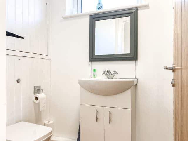 Shower room | Keel Annexe, Whitstone, nr Holsworthy