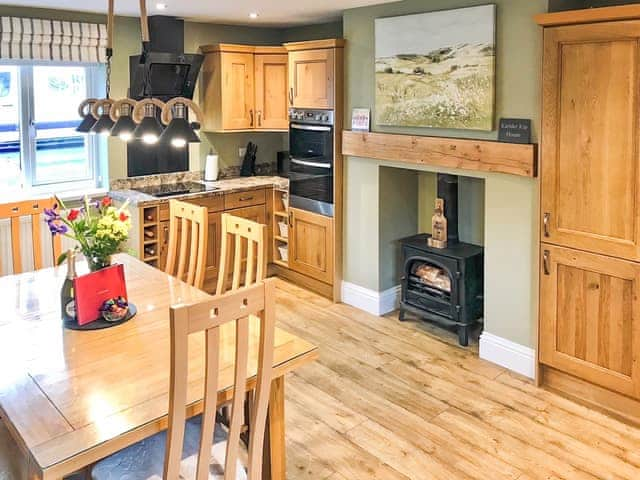 Kitchen/diner | Kielder Kip House, Kielder