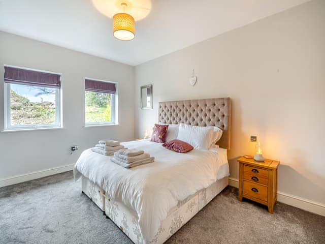 Double bedroom | The Cottage at Breeze Hill, Carr Bank, near Arnside