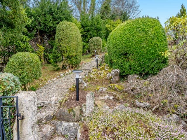 Access and Garden  | The Cottage at Breeze Hill, Carr Bank, near Arnside