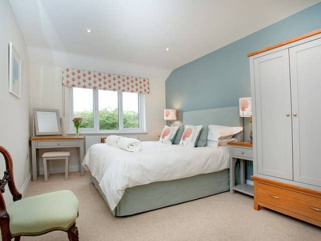 Double bedroom | Meadowside, St Mawes