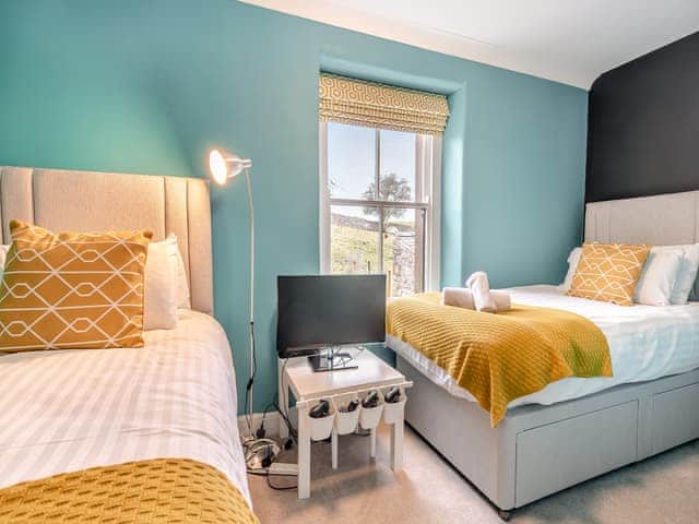 Twin bedroom | Skye House, Bakewell