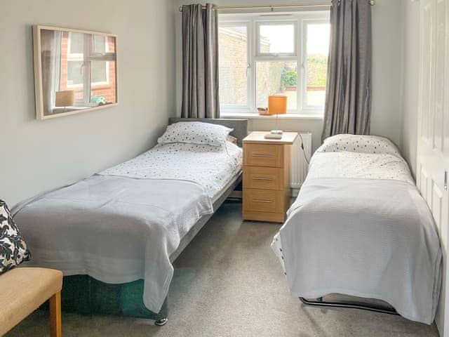 Twin bedroom | The Fairway, Westgate-on-Sea