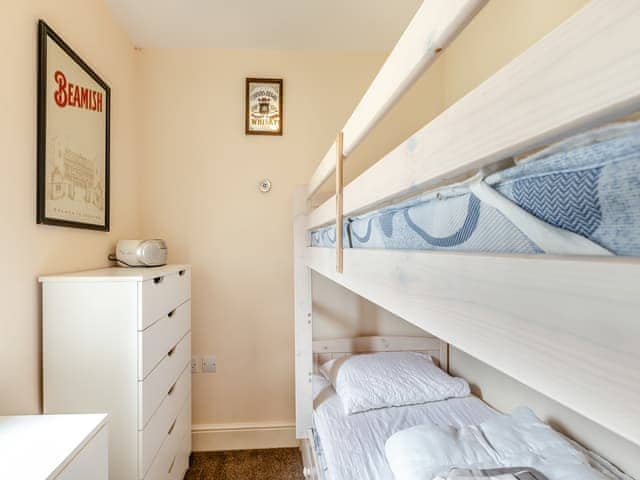 Bunk bedroom | Birch Cottage, Watchet