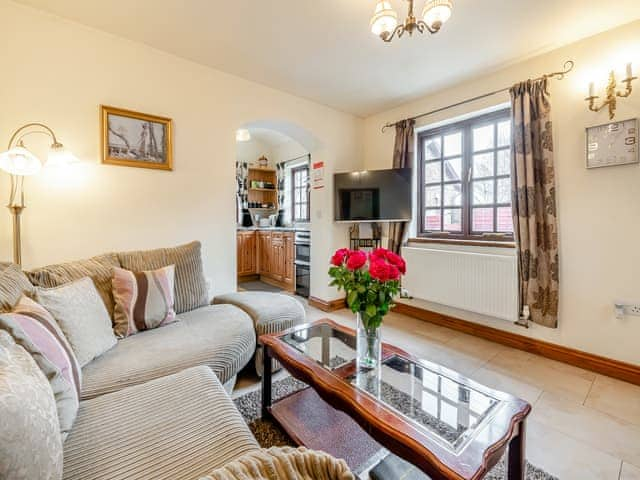 Living room | Cottage No.1 - Thompson Arms Cottages, Flaxton, near York