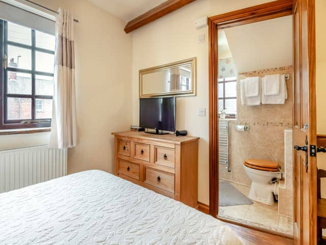 Double bedroom | Cottage No.1 - Thompson Arms Cottages, Flaxton, near York