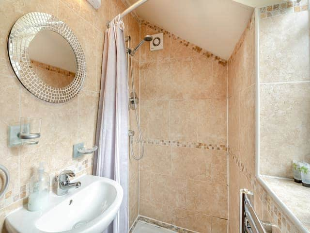 En-suite | Cottage No.1 - Thompson Arms Cottages, Flaxton, near York