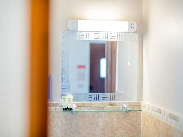 Shower room | Cottage No.2 - Thompson Arms Cottages, Flaxton, near York