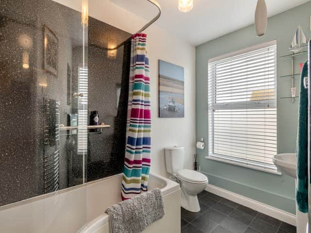 En-suite | Samphire, Bacton