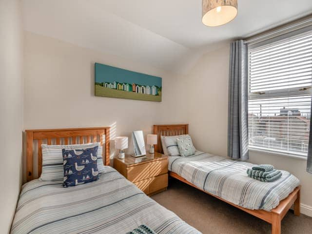 Twin bedroom | Samphire, Bacton