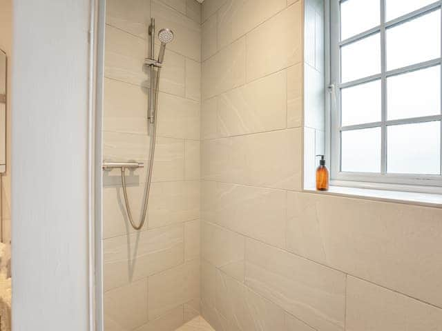 Shower room | Wisteria Cottage, Heathfield