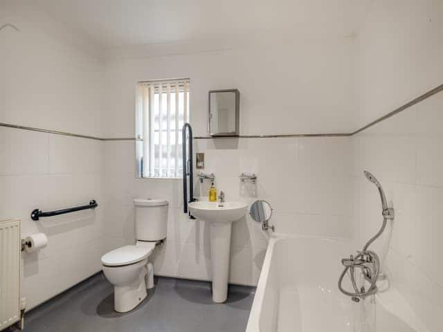 Bathroom | Sea Haven, Bacton