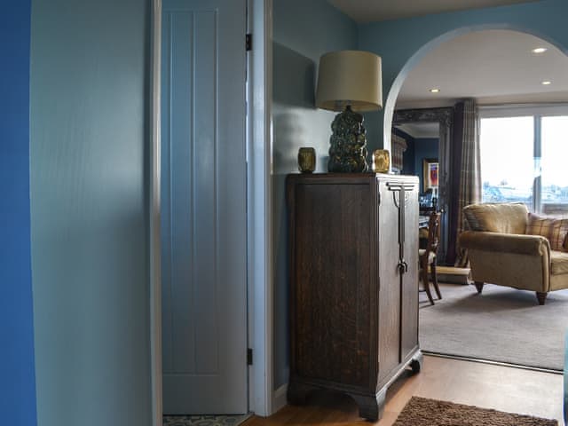 Hallway | Seagulls Chalet 5, Wilsthorpe