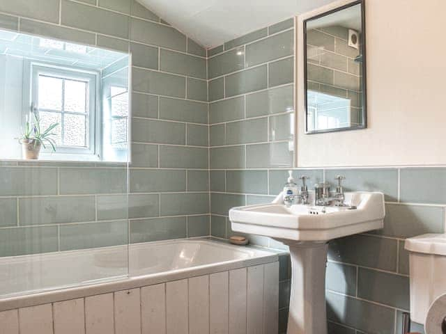 Bathroom | Stables End, Village of Conistone