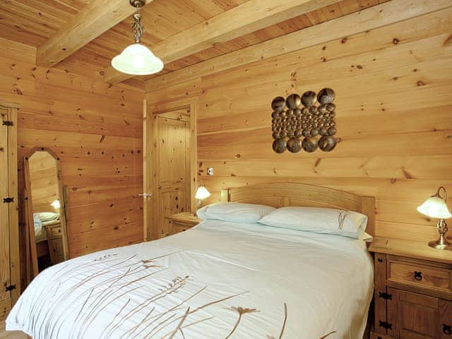 Double bedroom | Kingfisher Lodge - Waterside Lodges, Keal Cotes