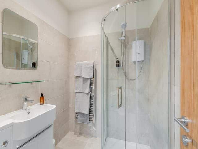 Shower room | The Barn - Longhoughton Hall, Longhoughton