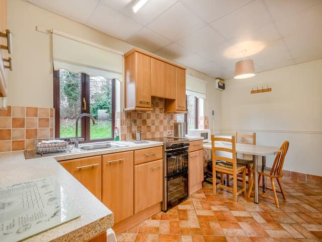 Kitchen/diner | Barn Owl - Church Farm Cottages, Horsford, near Norwich