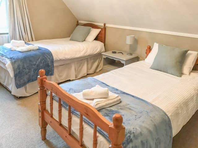 Twin bedroom | Upton Down, Keswick