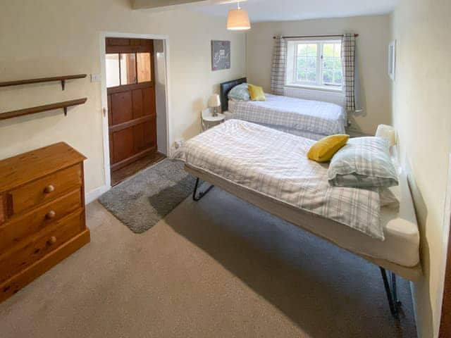 Twin walk through bedroom | Middle Farm, East Harling, near Thetford