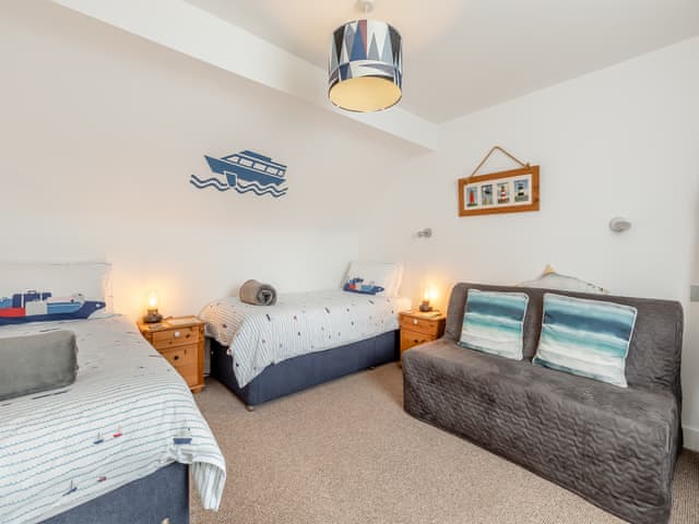 Twin bedroom | Portside - Two Sails, Brixham