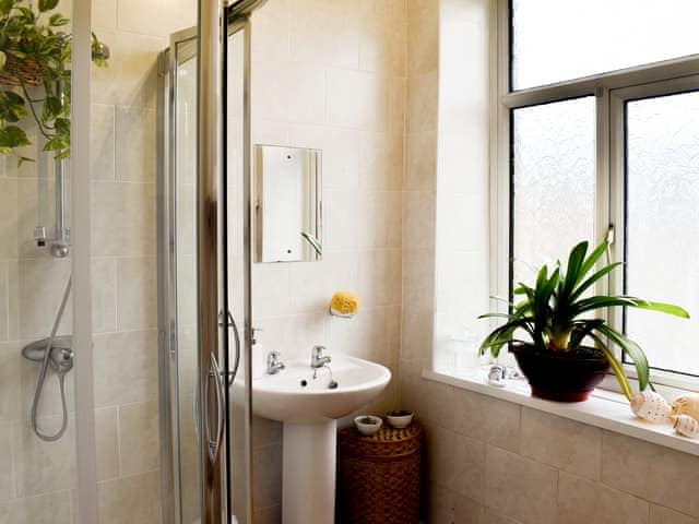 Shower room | Ivy Cottage, Bacup, near Rossendale