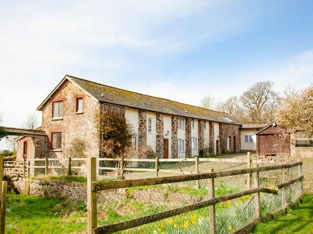 Setting | Collacott Farm, Kings Nympton, near South Molton