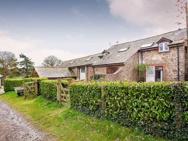 Setting | Collacott Farm, Kings Nympton, near South Molton