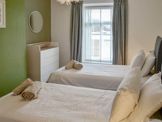 Twin bedroom | Hulne House, Alnwick