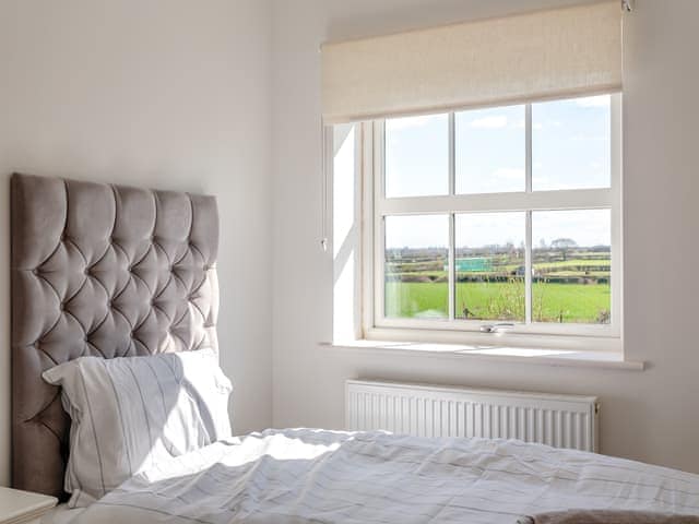 Twin bedroom | River Oak, Rainton, near Thirsk