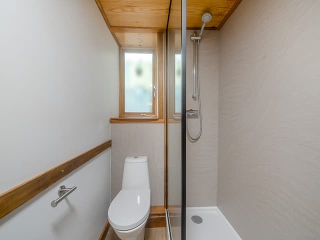 Shower room | The Shippen, Berrynarbor, near Ilfracombe