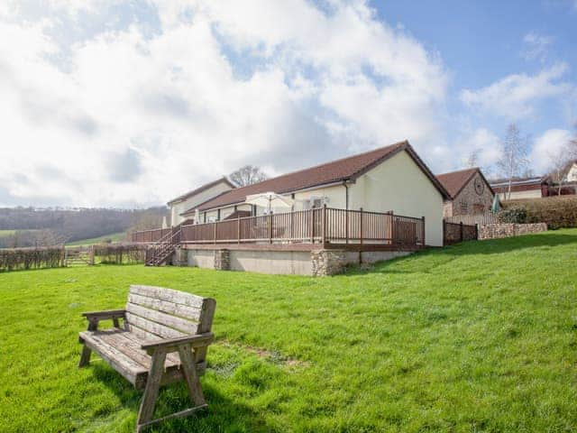 Setting | Greenfields - Primrose Farm Cottages, Upottery, near Honiton