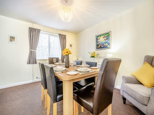 Dining room | Katelan&rsquo;s Cottage - Pigeon Cottage Holidays, North Somercoates