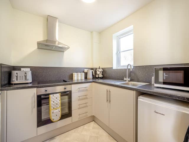 Kitchen | Katelan&rsquo;s Cottage - Pigeon Cottage Holidays, North Somercoates